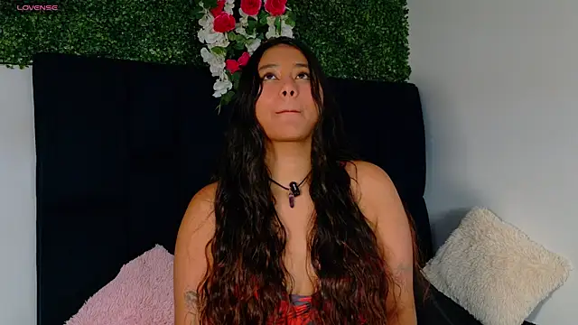 AnnaSmiles online show from 05.05.26