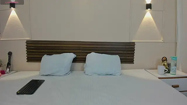 Snapshot of salome_diamond chatting on 02.19.26 salome diamond online show from 02.19.26