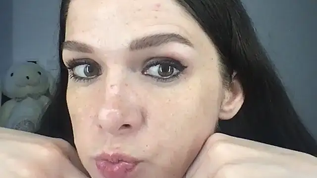 Little Mia Secret online show from 07.19.26