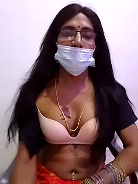 Snapshot of rojarani19 chatting on 01.13.26 rojarani19 online show from 01.13.26