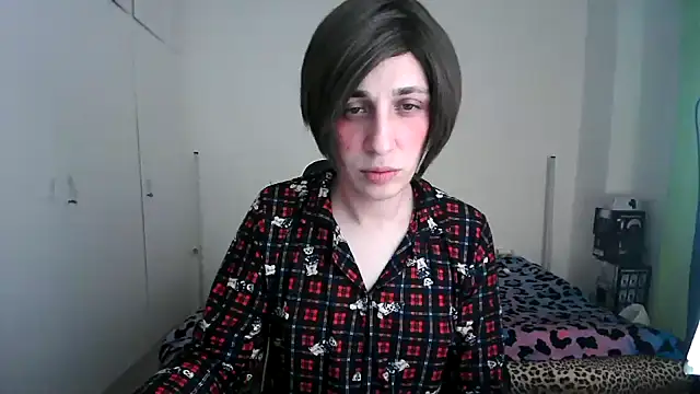 HoneyValentine online show from 04.23.26