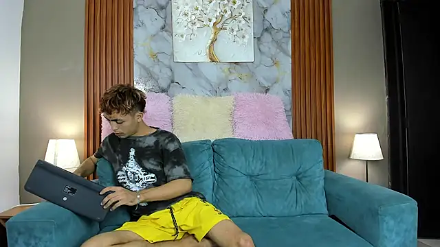 Snapshot of AVENGER_BOYS2026 chatting on 02.24.26 AVENGER BOYS2026 online show from 02.24.26