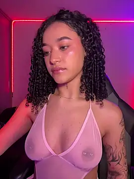 Snapshot of crystal_dlun chatting on 01.13.26 crystal dlun online show from 01.13.26