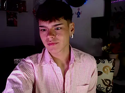 Snapshot of Kevinmiett chatting on 02.08.26 Kevinmiett online show from 02.08.26