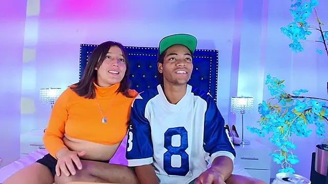 Snapshot of Cristal_and_luke chatting on 01.16.26 Cristal and luke online show from 01.16.26