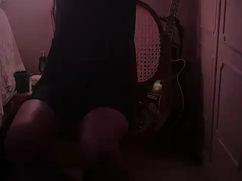 Snapshot of WarmSound chatting on 02.03.26 WarmSound online show from 02.03.26