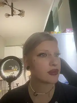 Snapshot of DriveThruDolls chatting on 02.06.26 DriveThruDolls online show from 02.06.26