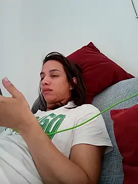 ofjuliaa online show from 05.01.26