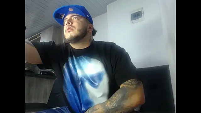 Snapshot of Nero_VanHelsing chatting on 02.01.26 Nero VanHelsing online show from 02.01.26