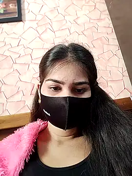 Snapshot of babydoll7172 chatting on 01.18.26 babydoll7172 online show from 01.18.26