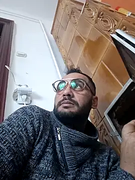 julian-112 online show from 02.05.26