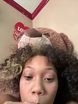 Tamiii420 online show from 02.14.26