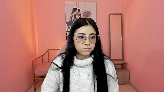 Snapshot of Adri_gomez_x chatting on 08.03.26 Adri gomez x online show from 08.03.26