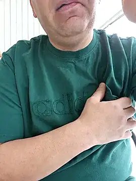 Snapshot of subi4sex chatting on 01.15.26 subi4sex online show from 01.15.26