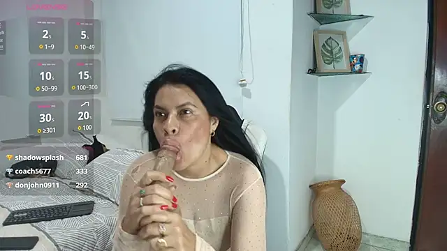 Snapshot of perla_hot4u chatting on 07.02.26 perla hot4u online show from 07.02.26