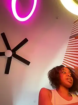 Snapshot of oshun6360 chatting on 05.18.26 oshun6360 online show from 05.18.26