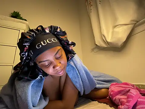Snapshot of oshun6360 chatting on 07.30.26 oshun6360 online show from 07.30.26