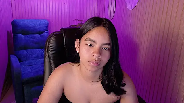 SofiaMante  online show from 04.22.26