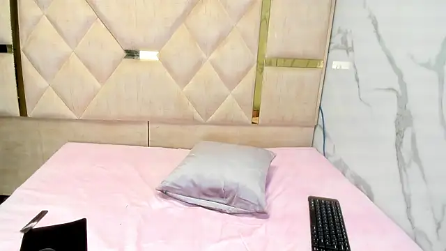 Snapshot of luisa_girlssex chatting on 01.31.26 luisa girlssex online show from 01.31.26