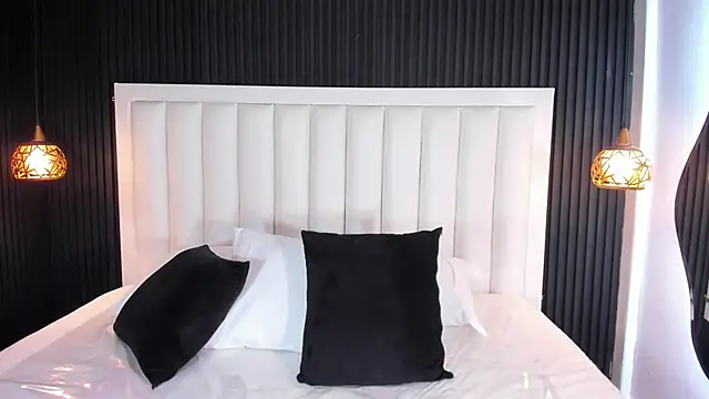 Snapshot of PandoraMiller chatting on 02.03.26 PandoraMiller online show from 02.03.26