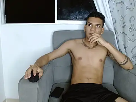 Snapshot of dani_sex1_ chatting on 06.05.26 dani sex1 online show from 06.05.26