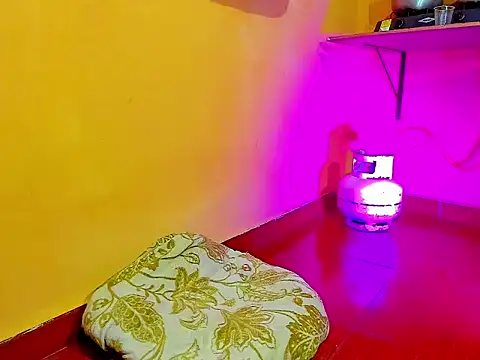 Snapshot of aunstin_mohamme chatting on 01.12.26 aunstin mohamme online show from 01.12.26