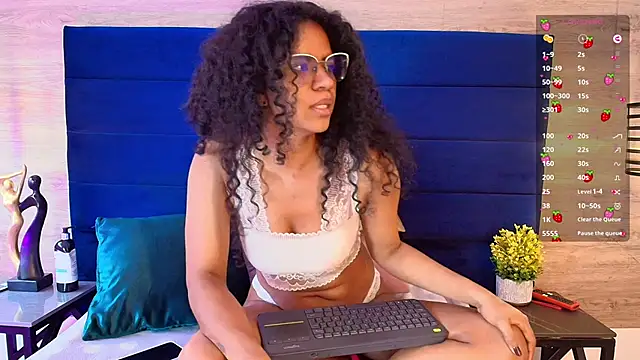 Ellie-Alves online show from 02.16.26