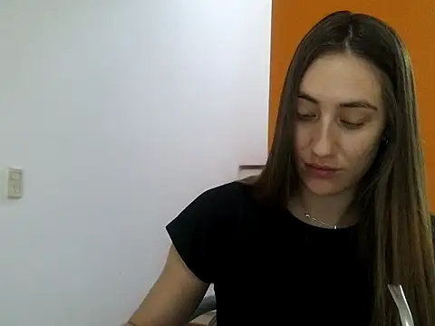 Snapshot of Noracherry chatting on 02.05.26 Noracherry online show from 02.05.26