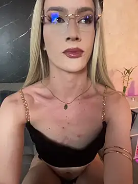 Snapshot of Alana_Stone chatting on 07.26.26 Alana Stone online show from 07.26.26
