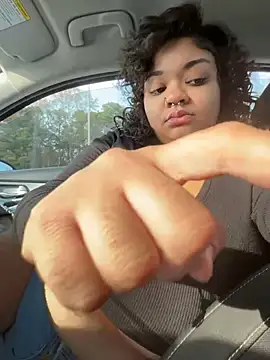 hispinkfreak219 online show from 03.20.26