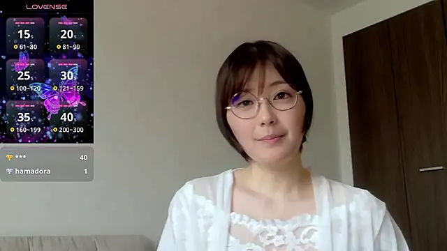 Snapshot of isshiki00 chatting on 05.23.26 isshiki00 online show from 05.23.26