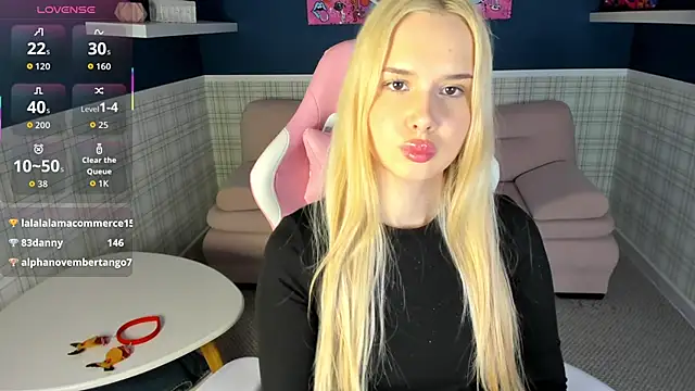 Snapshot of NicoletaCooper chatting on 01.18.26 NicoletaCooper online show from 01.18.26