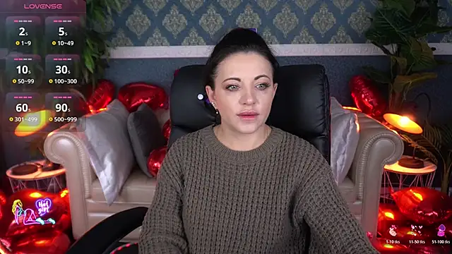 Dafni Monn online show from 02.10.26