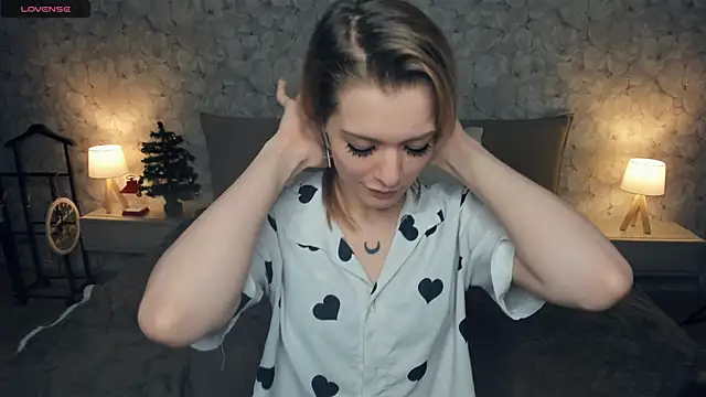 Snapshot of ReganShroff chatting on 01.15.26 ReganShroff online show from 01.15.26