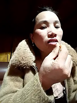 Snapshot of yu--yo chatting on 03.06.26 yu--yo online show from 03.06.26