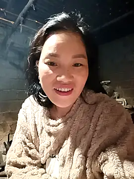 Snapshot of yu--yo chatting on 03.08.26 yu--yo online show from 03.08.26