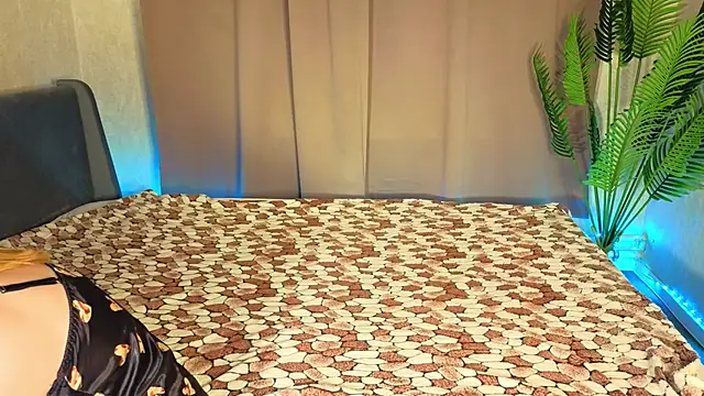 Sally Ange1 online show from 04.21.26