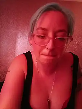 mommamilf69 online show from 01.09.26