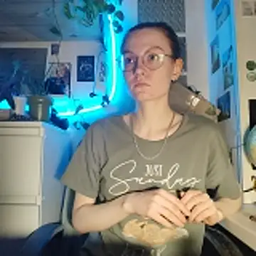 Shy Bamby online show from 04.28.26