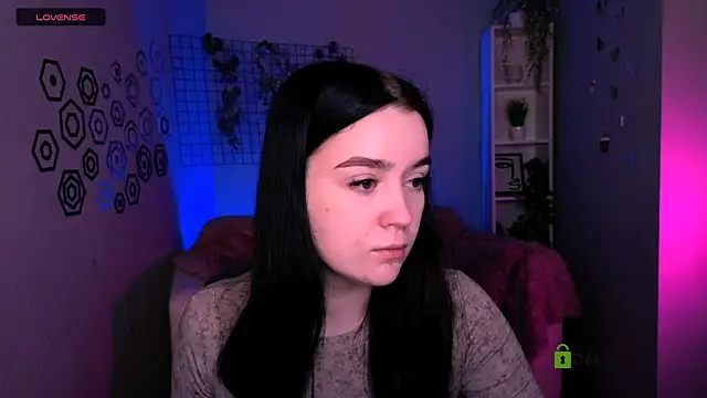 monica xcx online show from 04.01.26