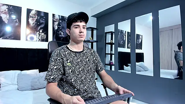 Alejo Grey online show from 01.16.26