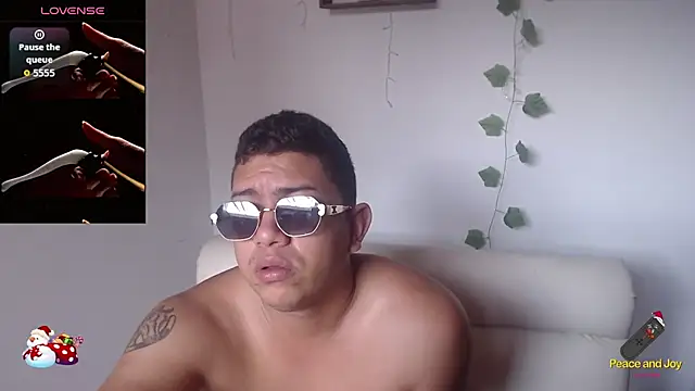 Snapshot of MaxSteel155 chatting on 01.10.26 MaxSteel155 online show from 01.10.26