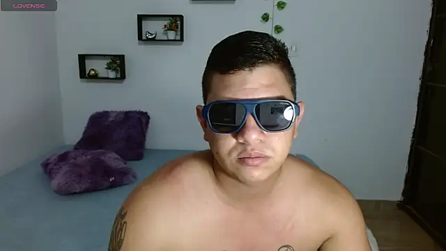 Snapshot of MaxSteel155 chatting on 01.16.26 MaxSteel155 online show from 01.16.26