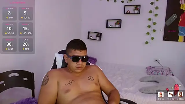 Snapshot of MaxSteel155 chatting on 02.10.26 MaxSteel155 online show from 02.10.26