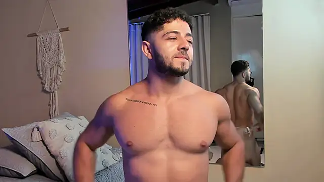 Snapshot of Thiago_moretti chatting on 03.08.26 Thiago moretti online show from 03.08.26