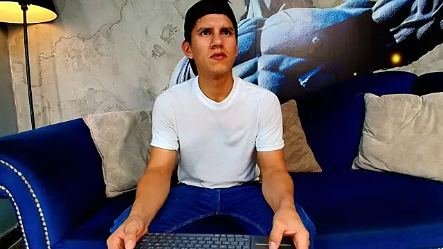 Atlas desire online show from 03.06.26