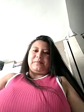 Snapshot of SexyandnaughtyLatinos chatting on 02.26.26 SexyandnaughtyLatinos online show from 02.26.26