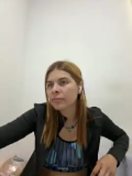 Snapshot of ariannaconnor_ chatting on 02.05.26 ariannaconnor online show from 02.05.26