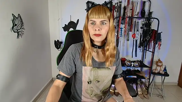 Snapshot of ariannaconnor_ chatting on 03.21.26 ariannaconnor online show from 03.21.26