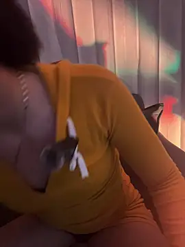  Queen love2 online show from 03.14.26